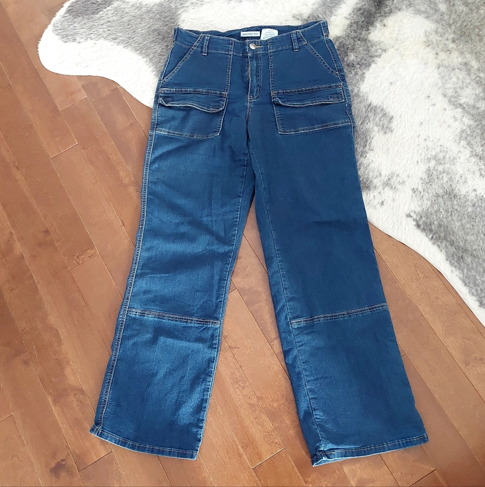 Quality And Stylish Women's Jeans.
